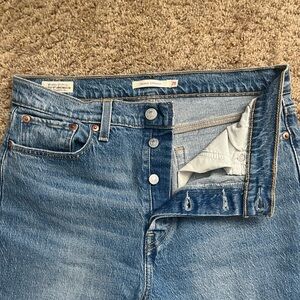 Levi’s Wedgie Straight